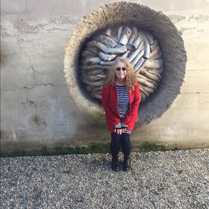 Meet your Posher, Joelle